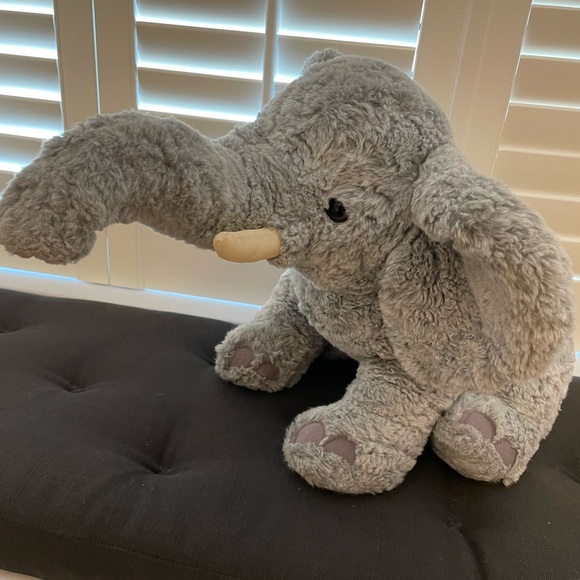 Vintage FAO Schwartz Stuffed Elephant - Picture 3 of 11